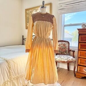 vintage 1970s yellow and‎ white gingham prairie dress